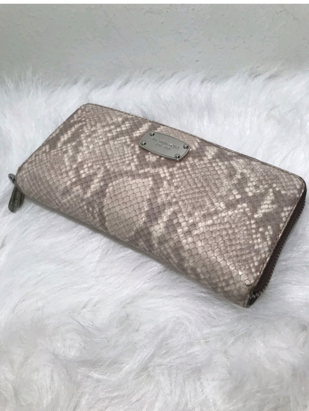 Michael Kors Jet Set Python-Embossed Leather Travel Continental Wallet EUC - Picture 6 of 15